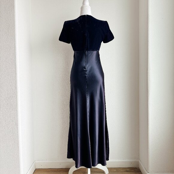VINTAGE MIDNIGHT BLUE VELVET AND SATIN DRESS - Picture 4 of 8